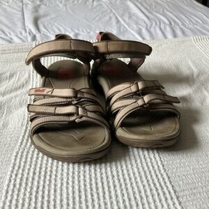Teva Women's Tan Sandals 7.5
